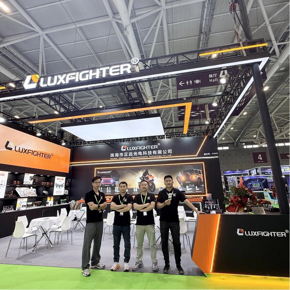 LUXFIGHTER демонстрира премиум LED осветителни решения на 2026 Shenzhen Jiuzhou Auto Expo